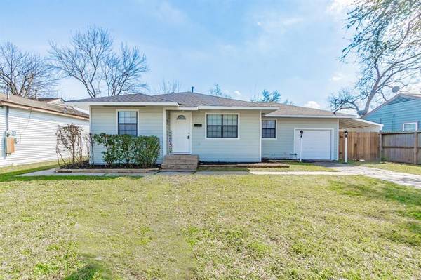 120 E 4th ST, Deer Park, TX 77536