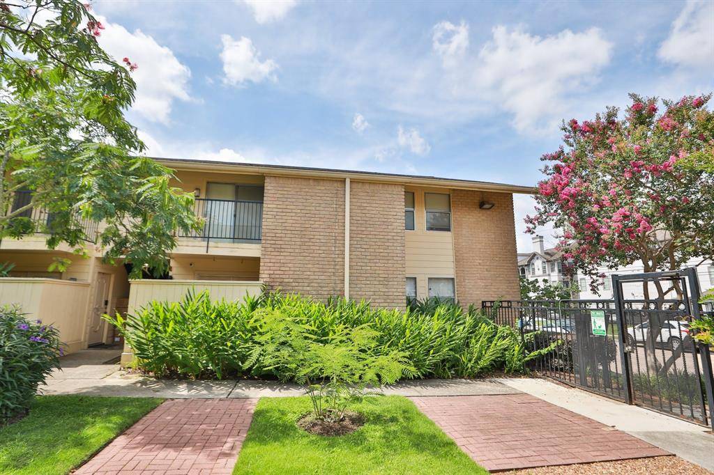 Houston, TX 77027,3131 Cummins ST #50