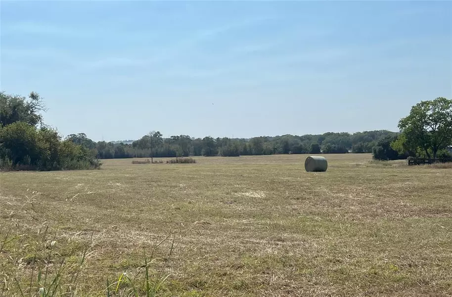 000 FM 609 / Valenta Rd, La Grange, TX 78945