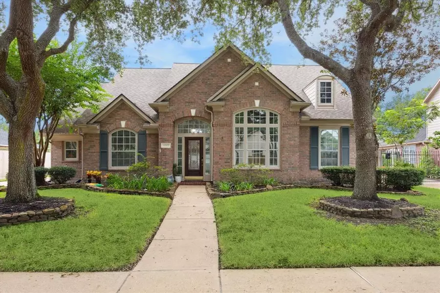 4007 Meadow Grove TRL, Houston, TX 77059