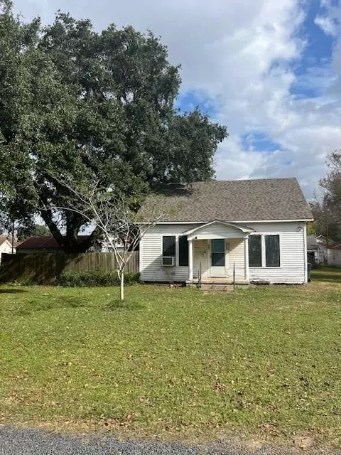 El Campo, TX 77437,605 Alamo ST