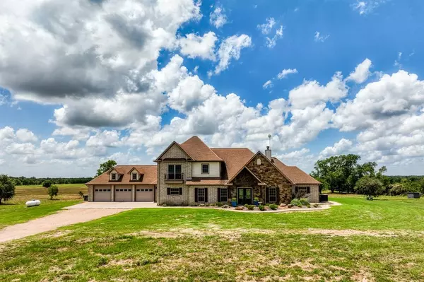 12959 Lake RD, Bellville, TX 77418