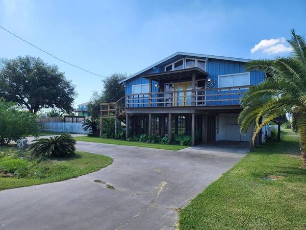 1108 W Canal DR, Crystal Beach, TX 77650