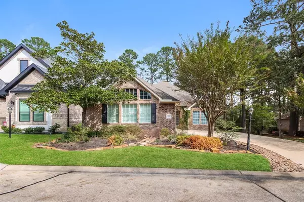 222 Creekwood E, Montgomery, TX 77356