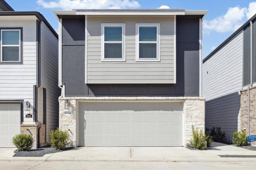 9954 Storehouse DR, Houston, TX 77080
