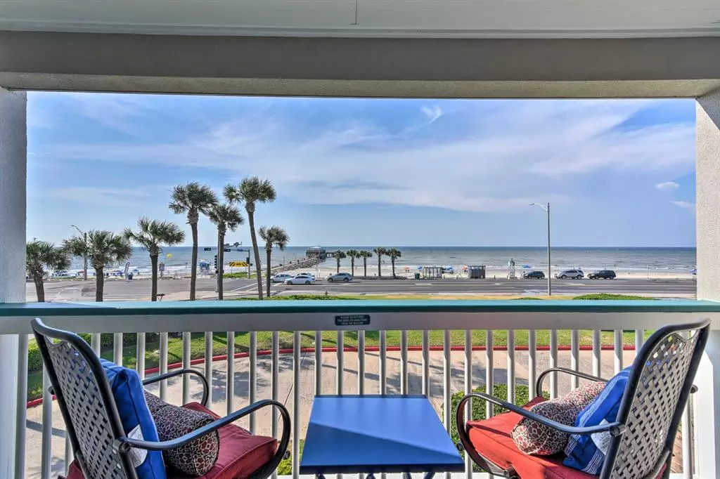 Galveston, TX 77551,6102 Seawall BLVD #203