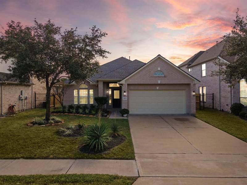 17823 Sugarloaf Bay DR, Cypress, TX 77429