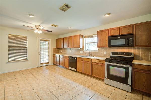 Humble, TX 77338,8127 Tassel Field LN