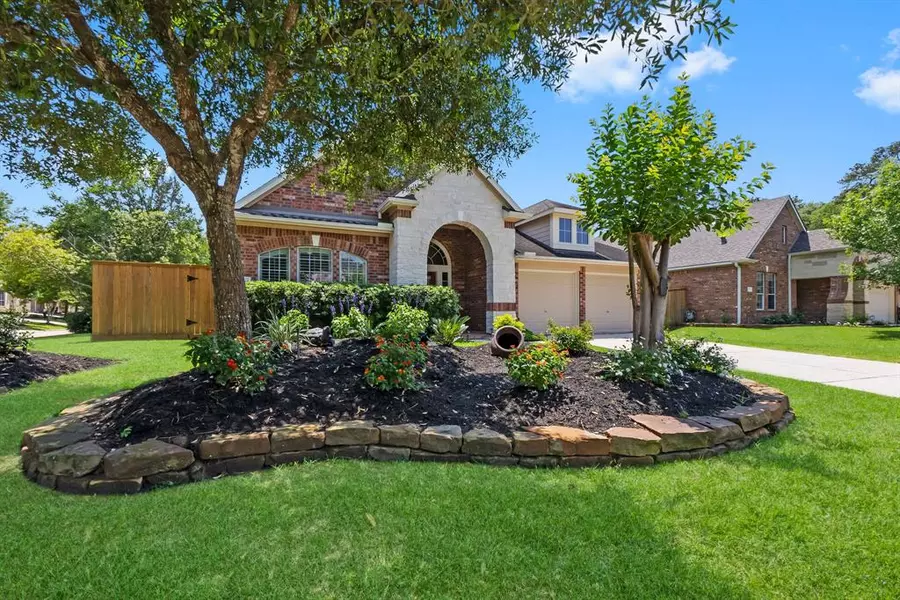 3 Jester Oaks PL, The Woodlands, TX 77381