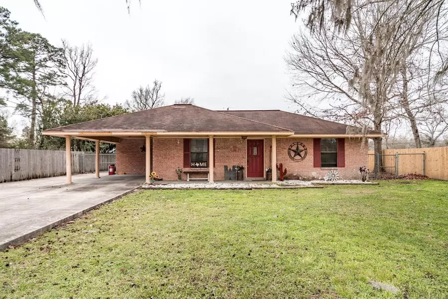 2010 Glendale ST, Liberty, TX 77575