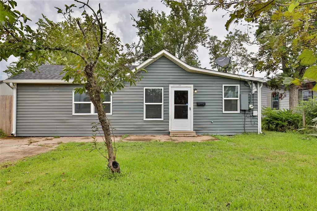 West Columbia, TX 77486,103 Prewitt LN