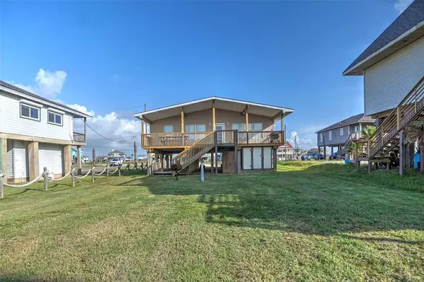 4630 Blue Water HWY, Surfside Beach, TX 77541