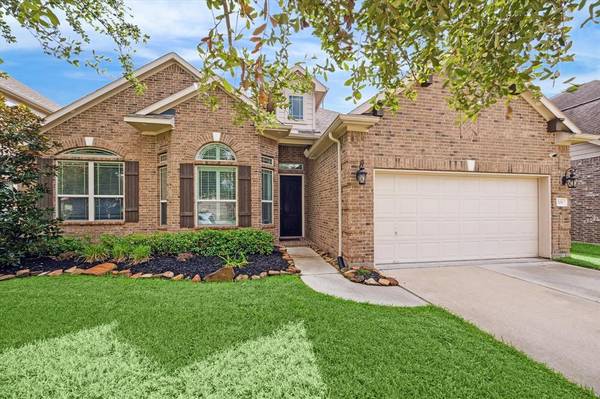 308 W Bend DR, League City, TX 77573