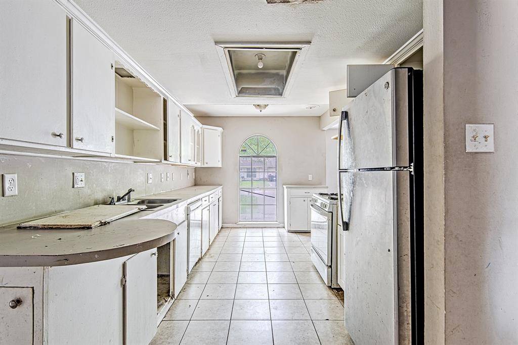 Houston, TX 77038,1006 Fruitvale DR