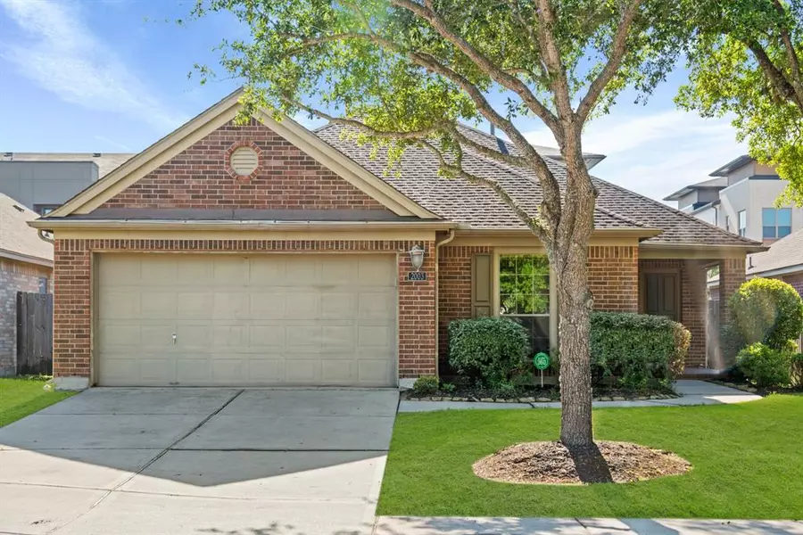 2003 Balsam Lake Ln LN, Pearland, TX 77584