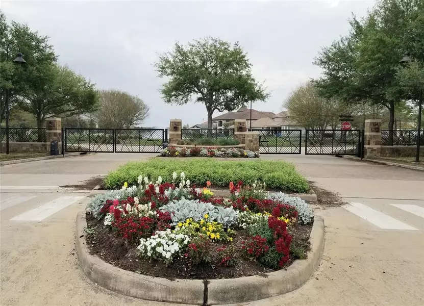 26 Edgemont CT, Fulshear, TX 77441