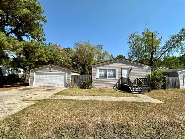 10906 Pine Desert LN, Houston, TX 77088