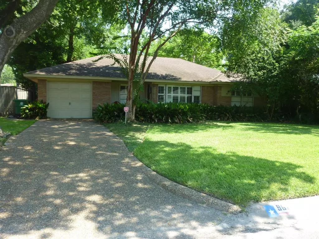 Houston, TX 77055,9626 Long Branch LN