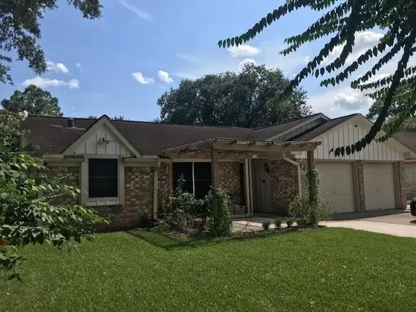 3408 E Orange ST, Pearland, TX 77581