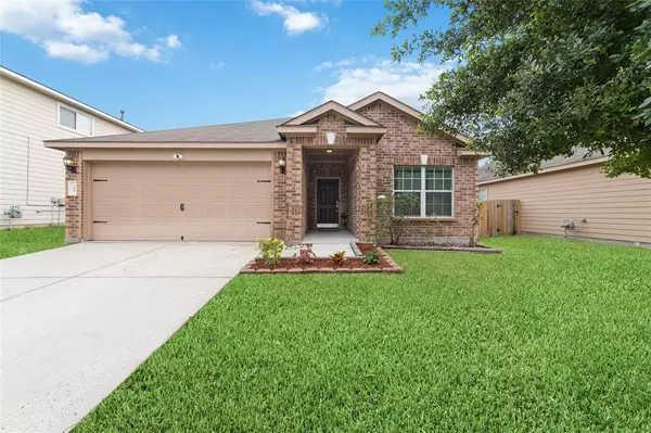 303 Lazy Pine CT, Conroe, TX 77304