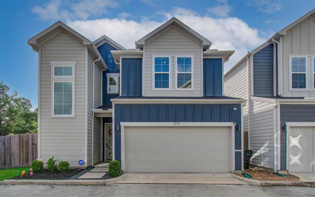 1221 W Tidwell RD, Houston, TX 77091