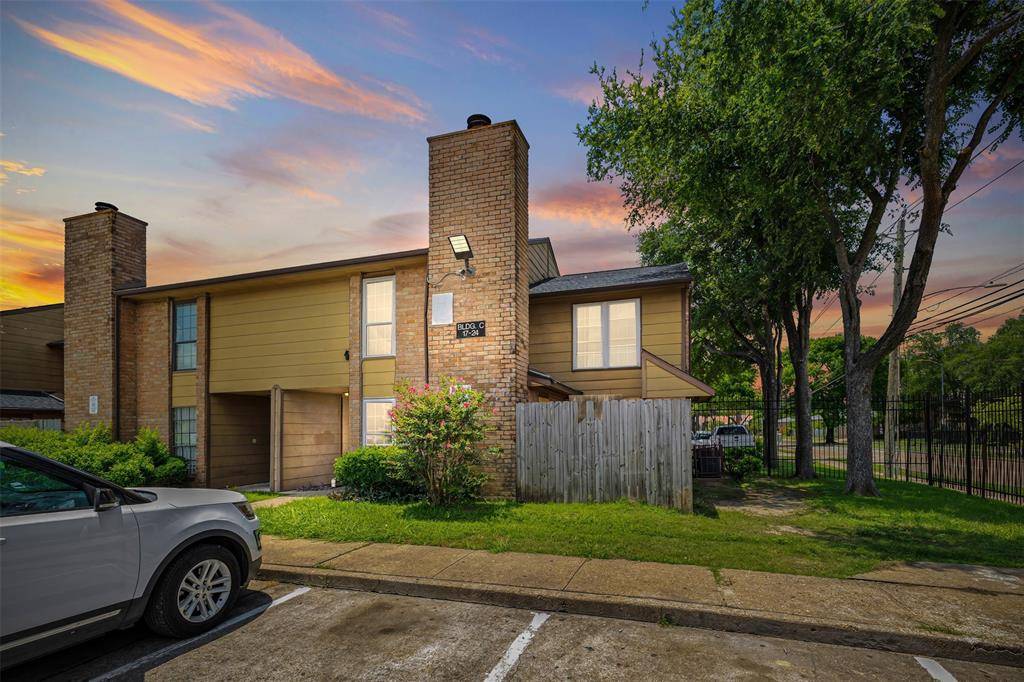 Houston, TX 77074,9090 S Braeswood BLVD #21