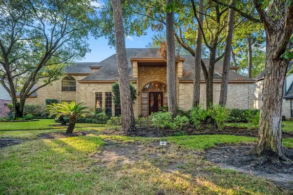 8417 Crescent Wood LN, Spring, TX 77379