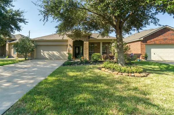 2283 Cantabria LN, League City, TX 77573