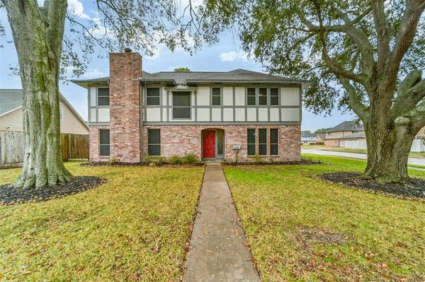 4002 Willowind DR, Pasadena, TX 77504