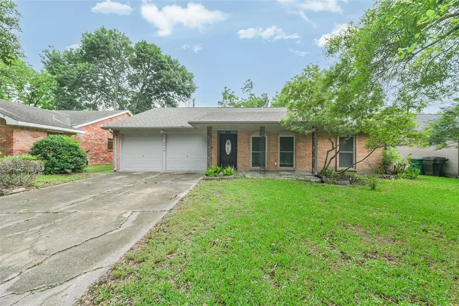 5914 Willowbend BLVD, Houston, TX 77096