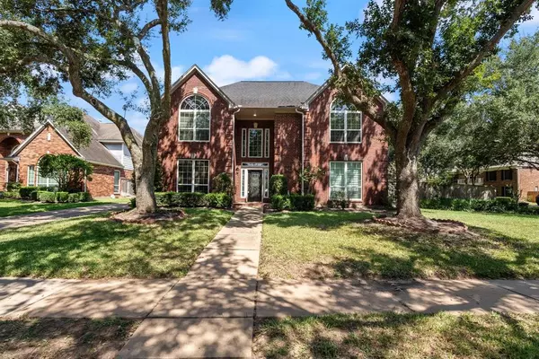 4202 Caroline CT, Sugar Land, TX 77479