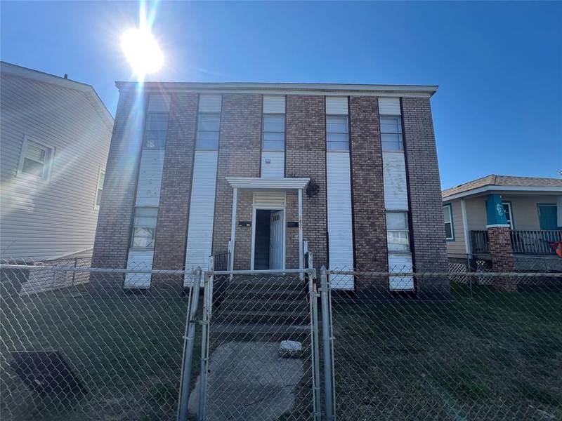 1807 Ursuline ST #Up, Galveston, TX 77550