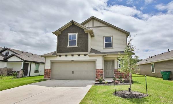 240 Laura Leigh LN, Angleton, TX 77515