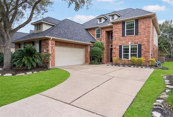 1523 Lakeside Enclave DR, Houston, TX 77077