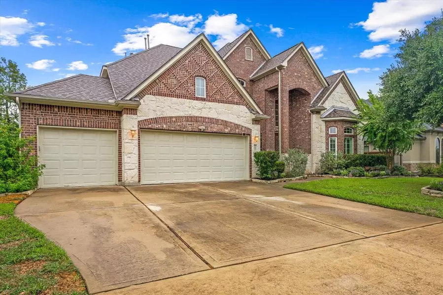 7642 Ikes Tree DR, Spring, TX 77389