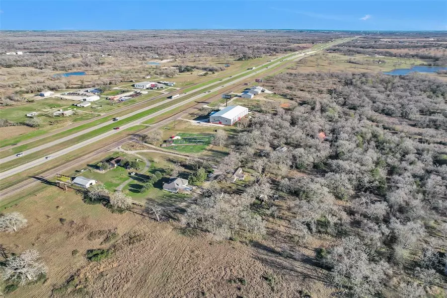 24248 SH-6 TX, Navasota, TX 77868