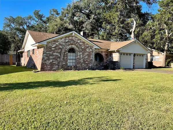 Lake Jackson, TX 77566,121 Tamarisk TRL