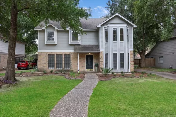 3315 Three Pines DR, Houston, TX 77339