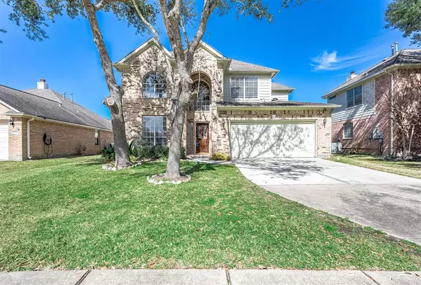 8305 Diamond Way CT, Pearland, TX 77584