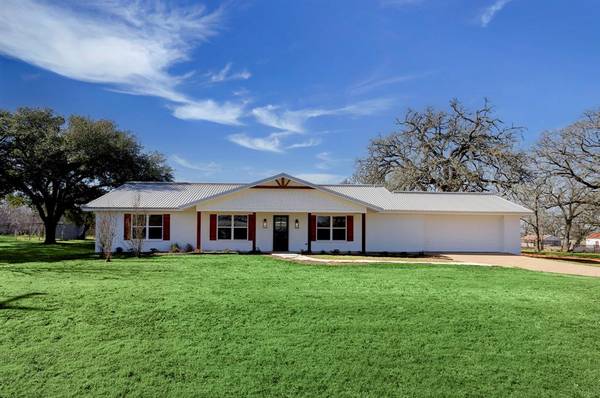 453 Centennial ST, Carmine, TX 78932