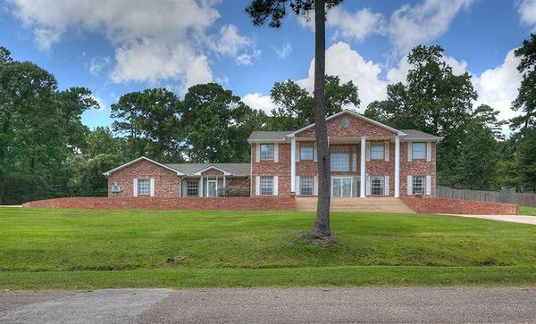 51 Shetland LN, Coldspring, TX 77331