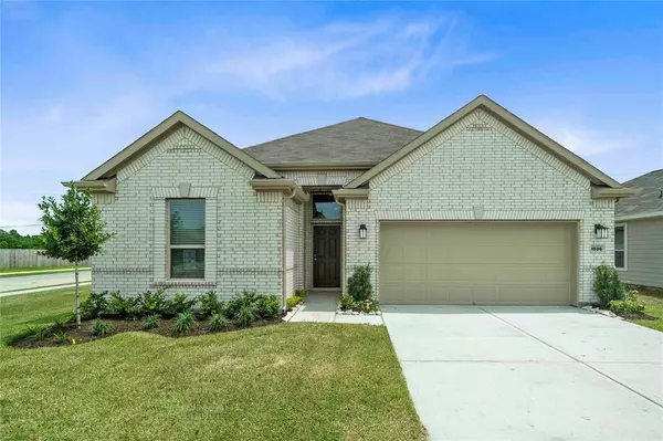 1036 Valley Crest LN, La Marque, TX 77568