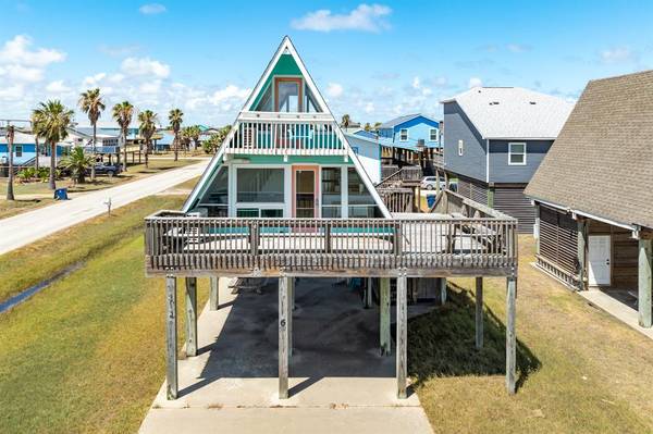 312 Angel Wing, Surfside Beach, TX 77541