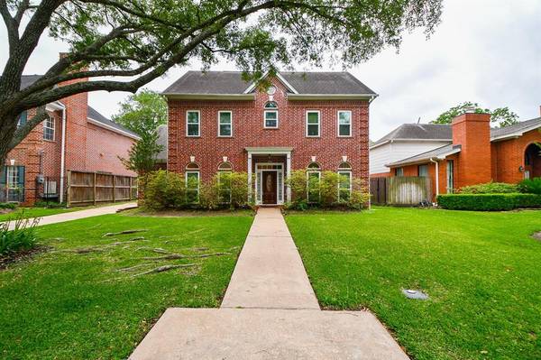 4823 Florence ST,  Bellaire,  TX 77401