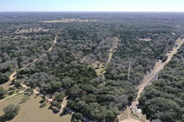 Hallettsville, TX 77964,1319 Tract 7 County Rd 16A