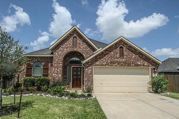 219 Golden Grain DR, Rosenberg, TX 77469