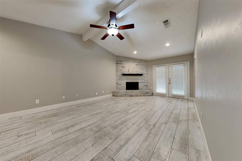 The Woodlands, TX 77381,34 E Wandering Oak DR