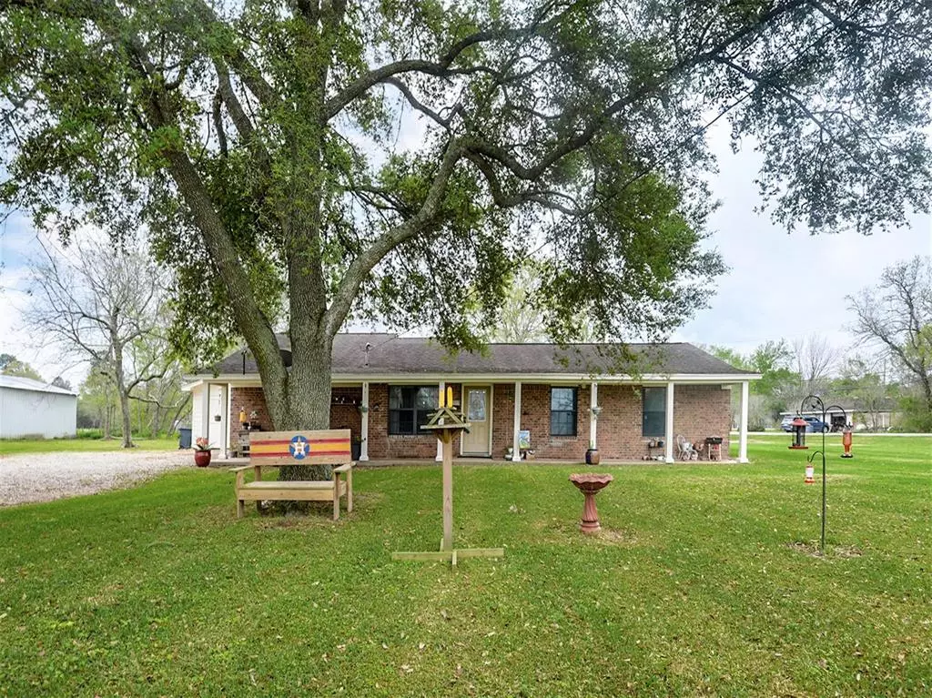 Alvin, TX 77511,4614 County Road 155