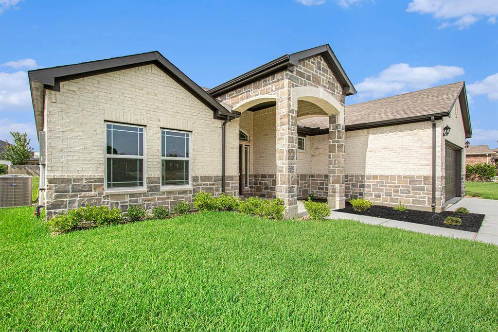 West Columbia, TX 77486,411 Wellshire DR