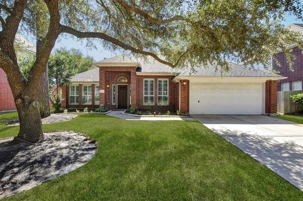 15835 Aberdeen Trails DR, Houston, TX 77095